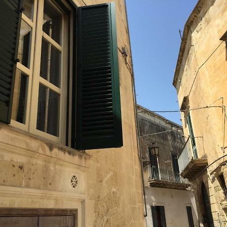 La Piccola Dimora Dell' Alcantarine Lägenhet Lecce Exteriör bild