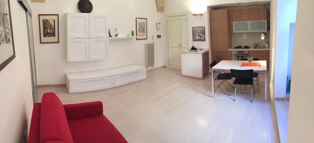 La Piccola Dimora Dell' Alcantarine Lägenhet Lecce Exteriör bild